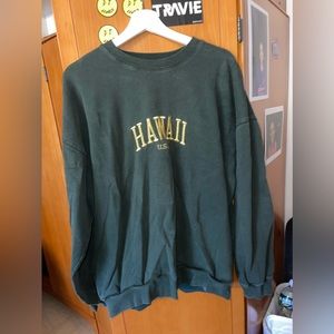 BRANDY MELVILLE CREW NECK